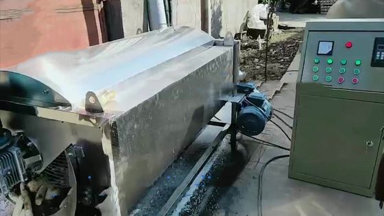 شراء آلة قشر و غسيل الكاسافا بمعدل قشر مرتفع و كفاءة سريعة قشر الكاسافا قشر عميق و تنظيف التصنيع عبر الإنترنت
